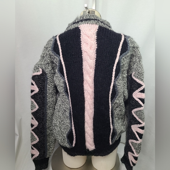 3D knit vintage sweater Mohair wool blend- Size medium womens - Picture 4 of 8